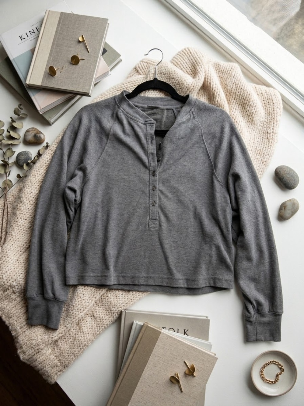 Elie Tahari Charcoal Long-Sleeve Henley Top